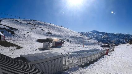 Val Thorens: Rond point des pistes (valthorens.com)