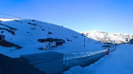 Val Thorens: Rond point des pistes (valthorens.com)