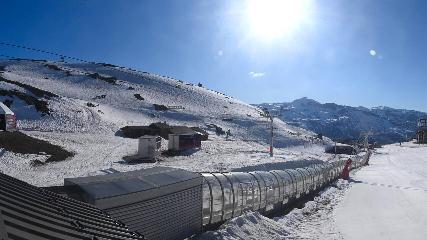 Val Thorens: Rond point des pistes (valthorens.com)