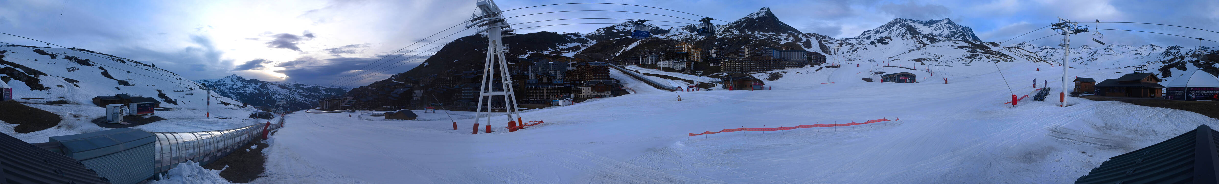 Webcam Val Thorens: Rond point des pistes