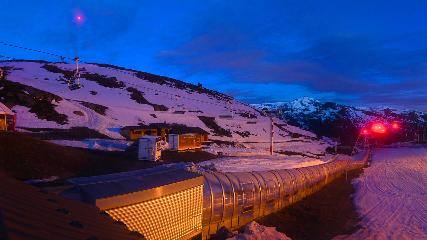 Val Thorens: Rond point des pistes (valthorens.com)