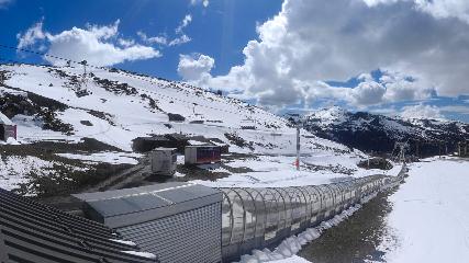 Val Thorens: Rond point des pistes (valthorens.com)