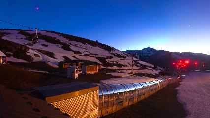 Val Thorens: Rond point des pistes (valthorens.com)