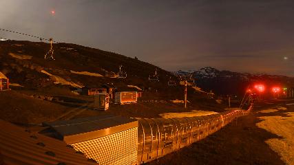 Val Thorens: Rond point des pistes (valthorens.com)