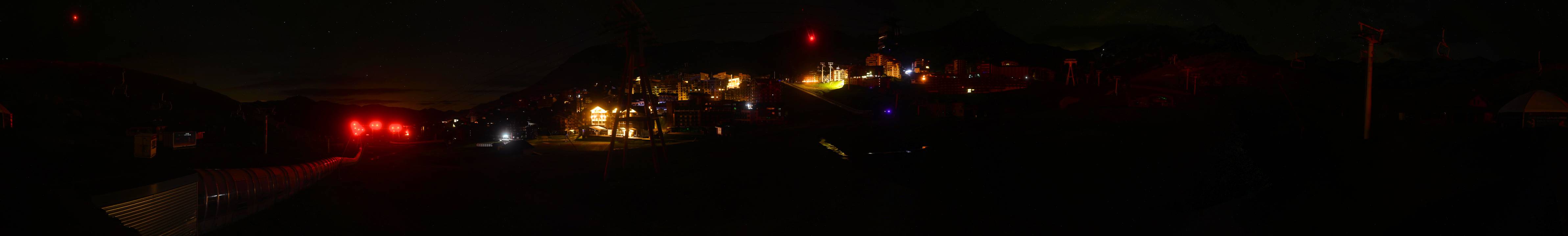 Webcam Val Thorens: Rond point des pistes