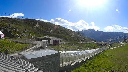 Val Thorens: Rond point des pistes (valthorens.com)