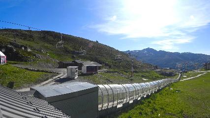 Val Thorens: Rond point des pistes (valthorens.com)