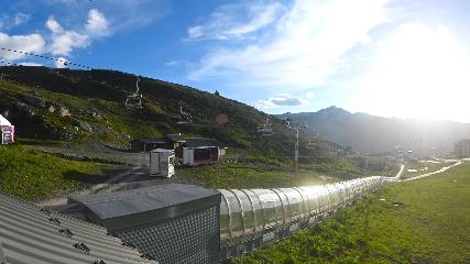 Val Thorens: Rond point des pistes (valthorens.com)
