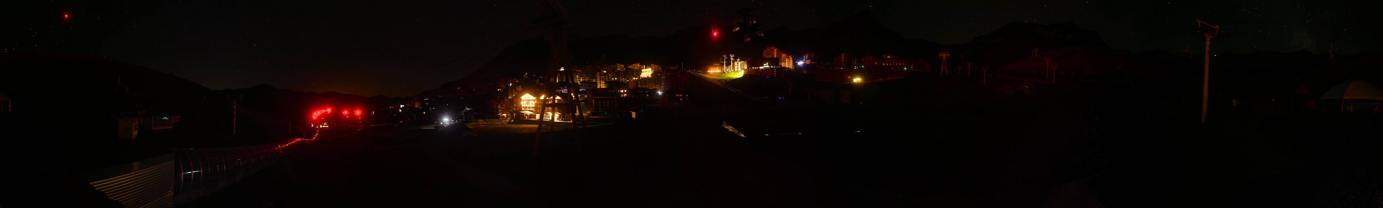 Webcam Val Thorens: Rond point des pistes