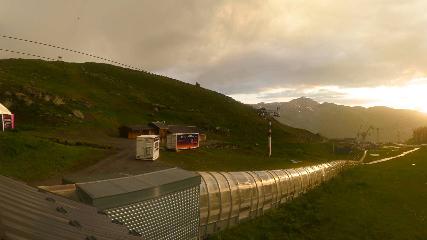 Val Thorens: Rond point des pistes (valthorens.com)