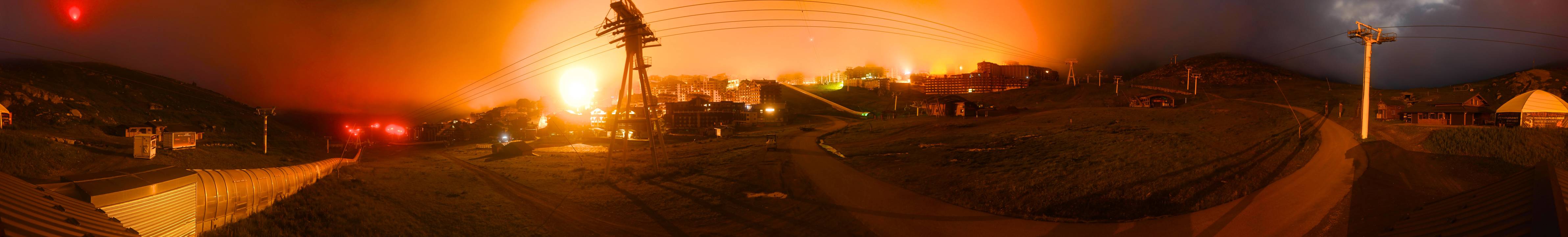 Webcam Val Thorens: Rond point des pistes