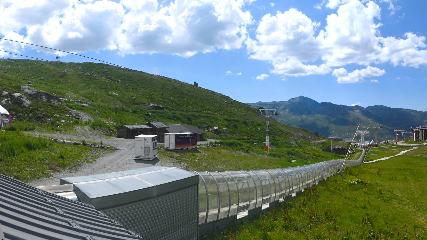 Val Thorens: Rond point des pistes (valthorens.com)