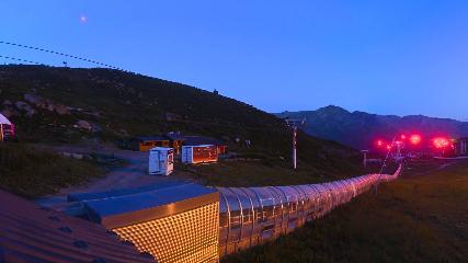 Val Thorens: Rond point des pistes (valthorens.com)