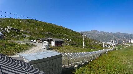 Val Thorens: Rond point des pistes (valthorens.com)