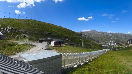 Val Thorens: Rond point des pistes (valthorens.com)
