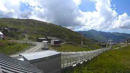 Val Thorens: Rond point des pistes (valthorens.com)