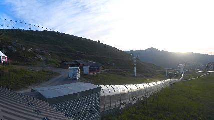 Val Thorens: Rond point des pistes (valthorens.com)