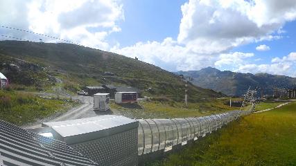 Val Thorens: Rond point des pistes (valthorens.com)