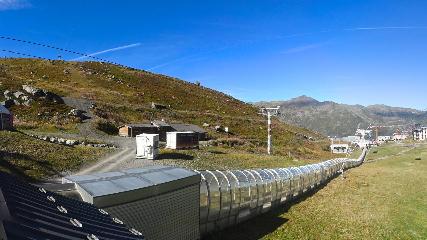 Val Thorens: Rond point des pistes (valthorens.com)