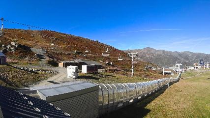 Val Thorens: Rond point des pistes (valthorens.com)