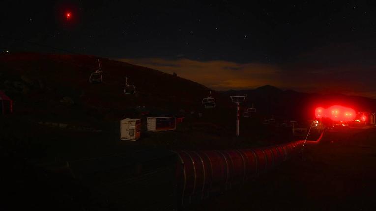 Webcam Val Thorens: Rond point des pistes