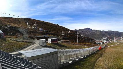 Val Thorens: Rond point des pistes (valthorens.com)