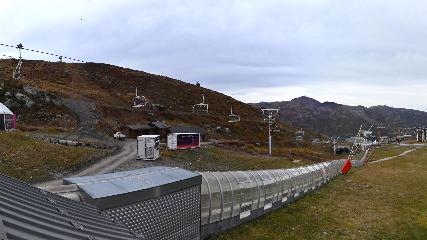 Val Thorens: Rond point des pistes (valthorens.com)