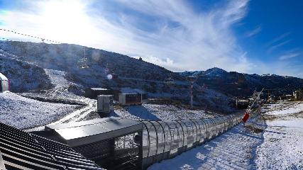 Val Thorens: Rond point des pistes (valthorens.com)