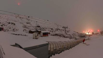 Val Thorens: Rond point des pistes (valthorens.com)