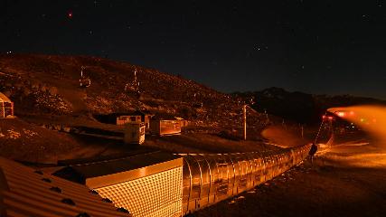 Val Thorens: Rond point des pistes (valthorens.com)