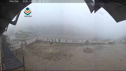 Valdesquí: Parking (Valdesqui.es)