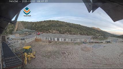 Valdesquí: Parking (Valdesqui.es)