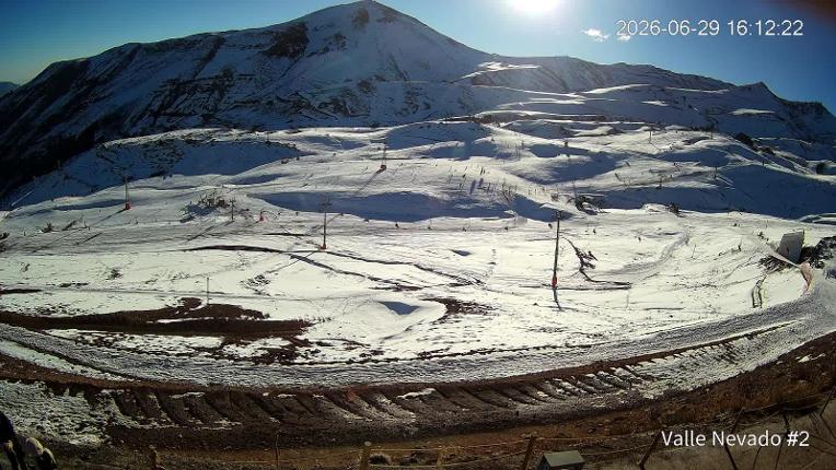 Webcam Valle Nevado: Vista Hotel Puerta del Sol