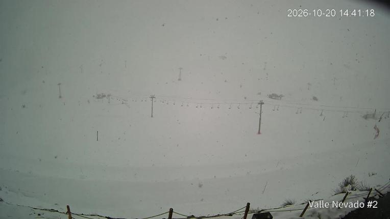 Webcam Valle Nevado: Vista Hotel Puerta del Sol