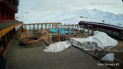 Valle Nevado: Vista Piscina (Vallenevado.com)