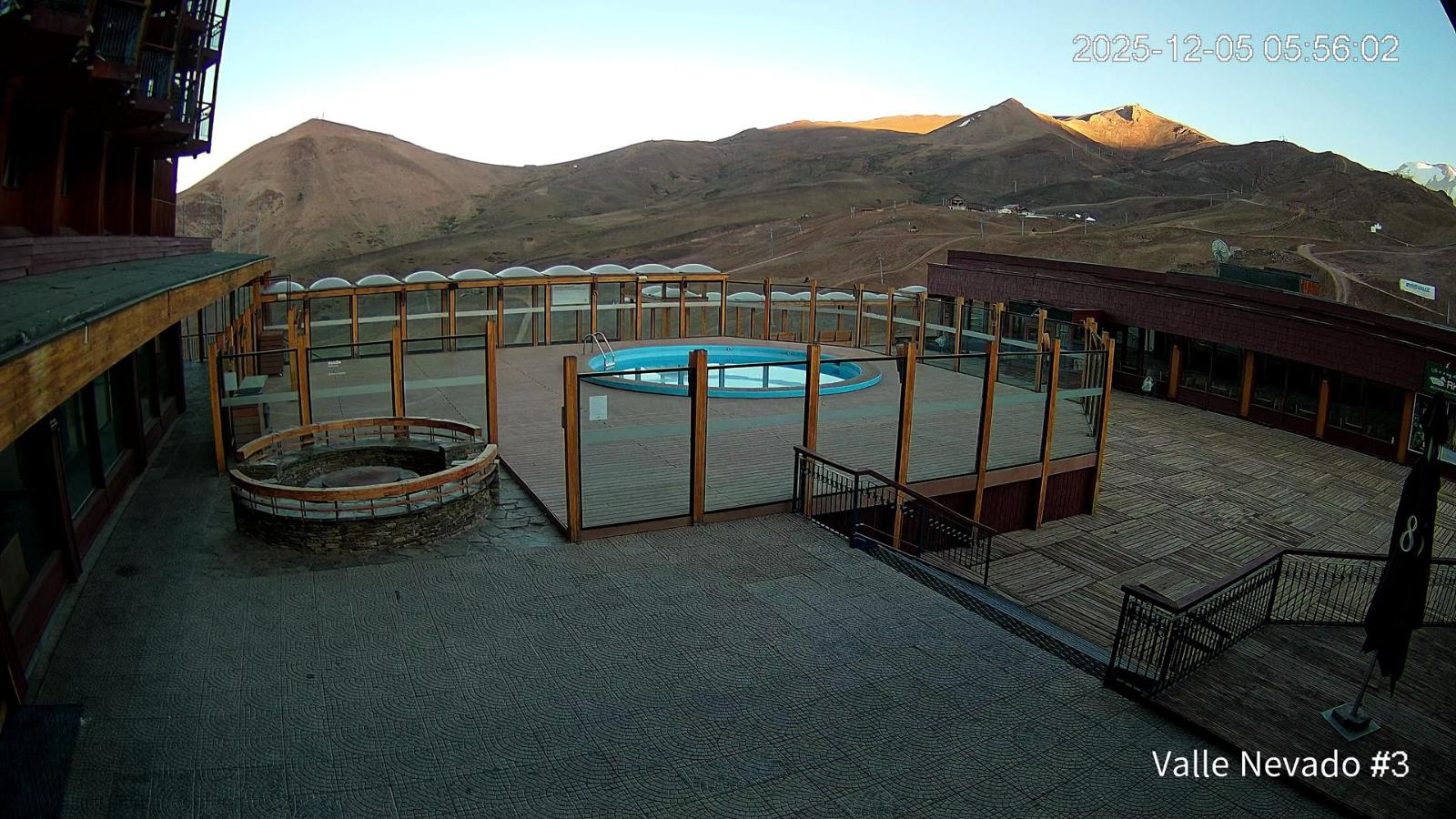 Webcam Valle Nevado: Vista Piscina