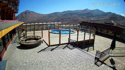 Valle Nevado: Vista Piscina (Vallenevado.com)