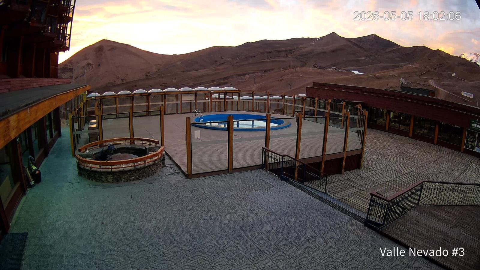 Webcam Valle Nevado: Vista Piscina