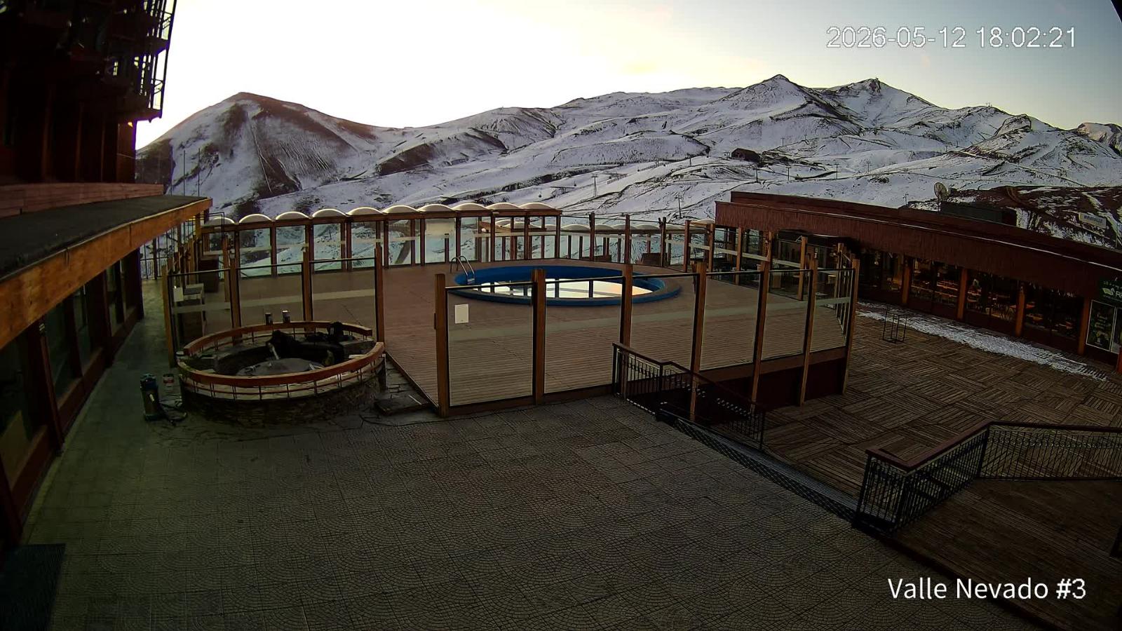 Webcam Valle Nevado: Vista Piscina