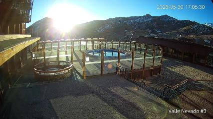 Valle Nevado: Vista Piscina (Vallenevado.com)