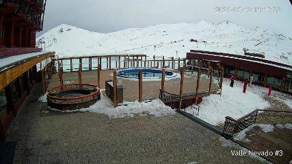 Valle Nevado: Vista Piscina (Vallenevado.com)