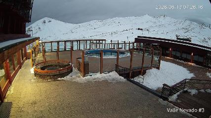 Valle Nevado: Vista Piscina (Vallenevado.com)