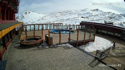 Valle Nevado: Vista Piscina (Vallenevado.com)