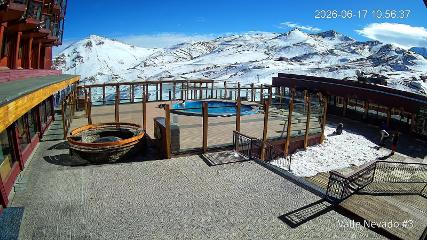 Valle Nevado: Vista Piscina (Vallenevado.com)