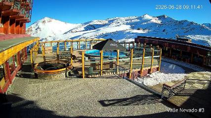 Valle Nevado: Vista Piscina (Vallenevado.com)