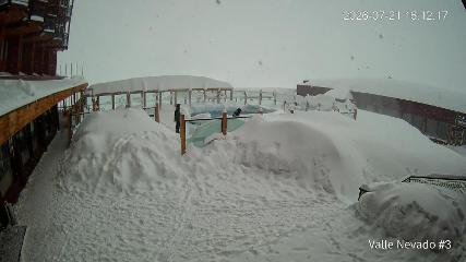 Valle Nevado: Vista Piscina (Vallenevado.com)