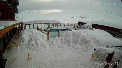 Valle Nevado: Vista Piscina (Vallenevado.com)