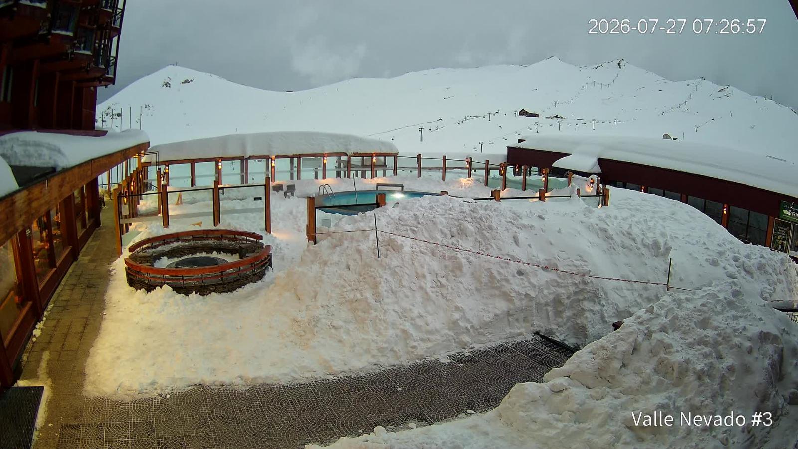 Webcam Valle Nevado: Vista Piscina