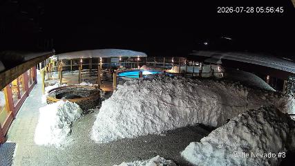 Valle Nevado: Vista Piscina (Vallenevado.com)