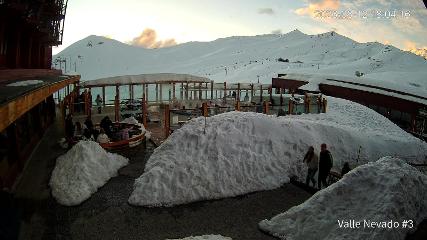 Valle Nevado: Vista Piscina (Vallenevado.com)